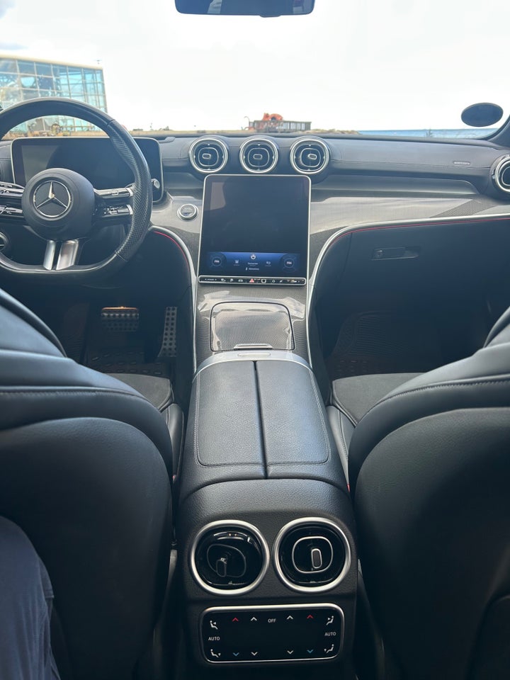 Mercedes C300 e 2,0 AMG Line stc. aut. 5d