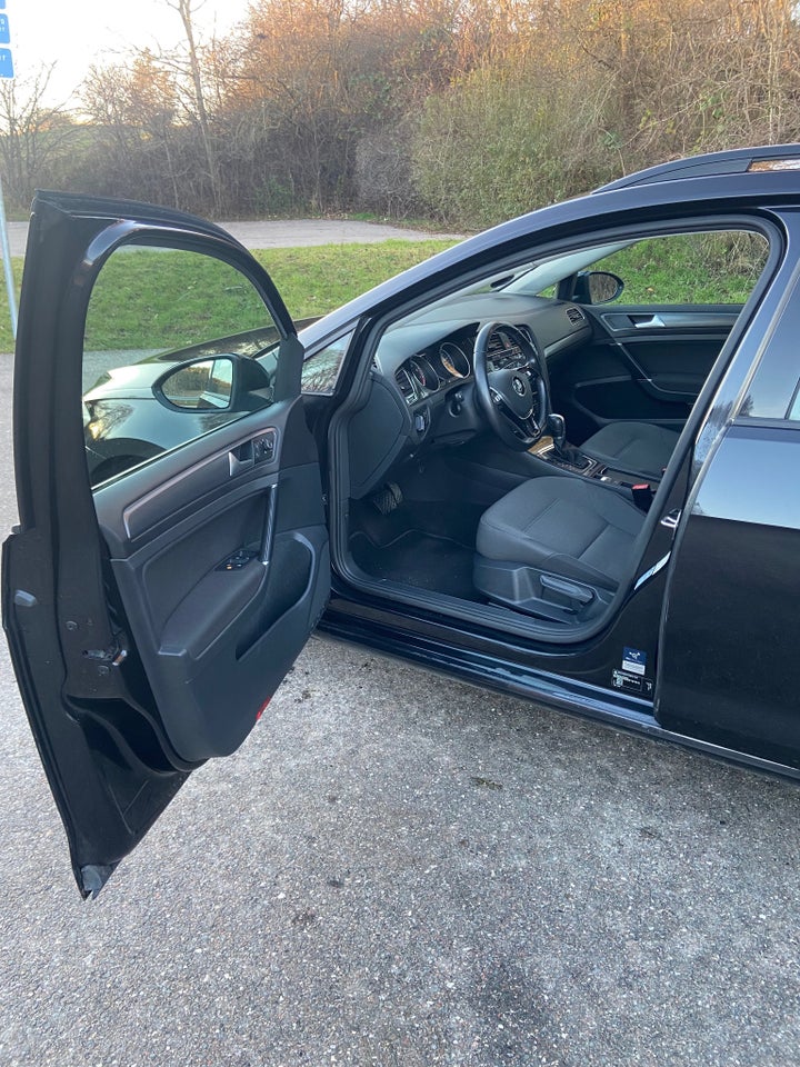 VW Golf VII 1,4 TSi 125 Comfortline Variant DSG 5d