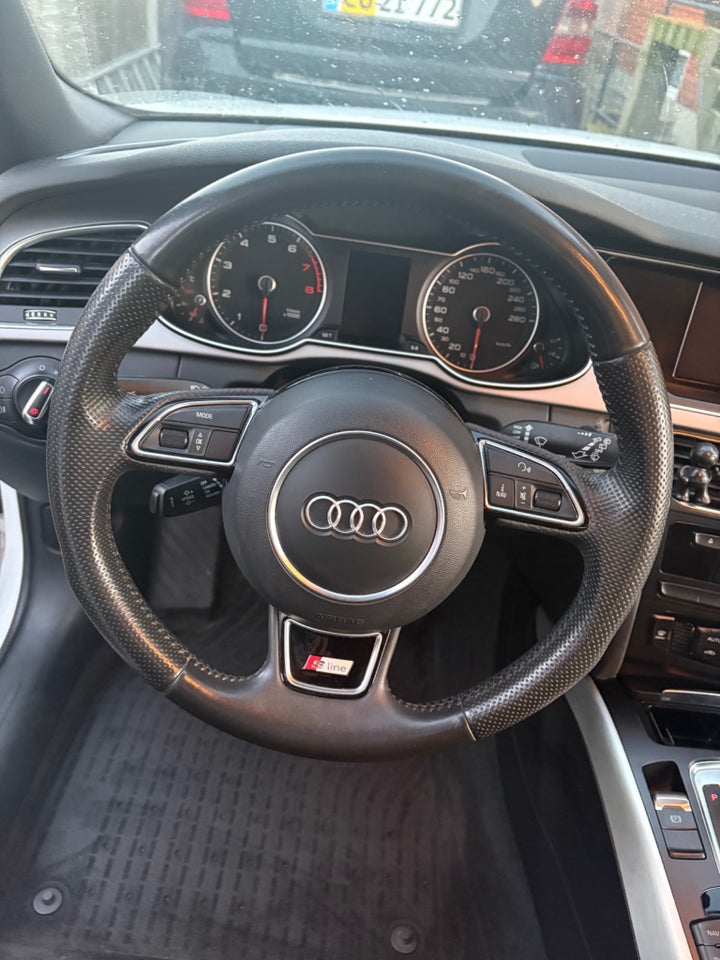 Audi A4 2,0 TFSi 211 S-line Avant Multitr. 5d