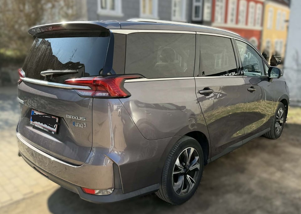 Maxus Euniq5 52 Exclusive 7prs 5d