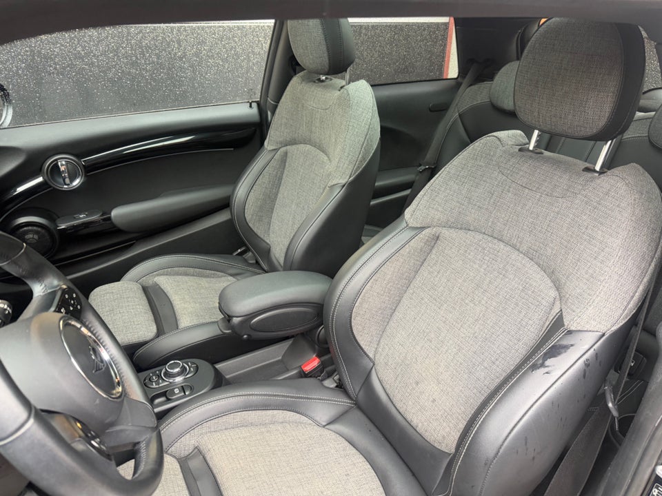 MINI Cooper SE Maximise 3d