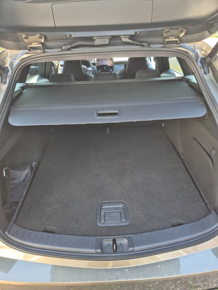 Toyota Corolla 2,0 Hybrid H3 Smart Touring Sports MDS 5d