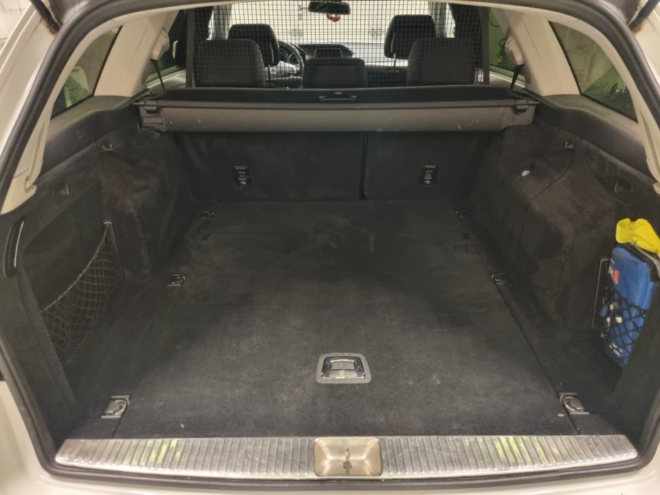 Mercedes E200 2,2 CDi stc. 5d