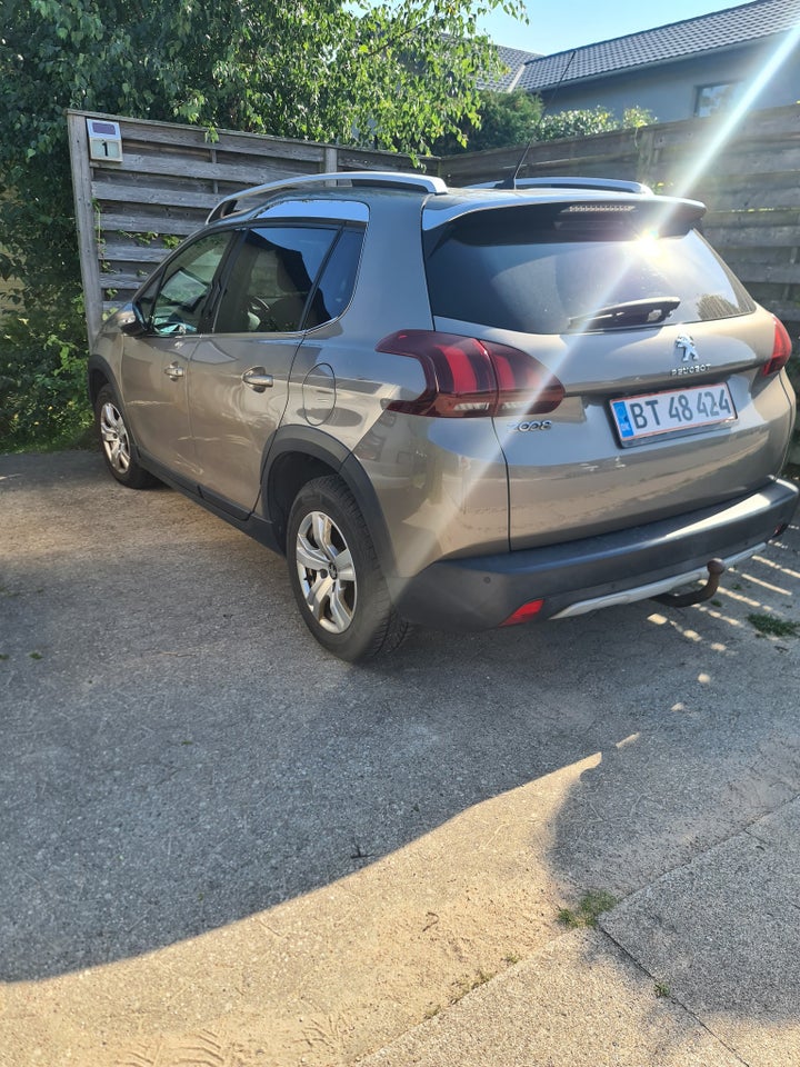 Peugeot 2008 1,6 BlueHDi 100 Desire Sky 5d