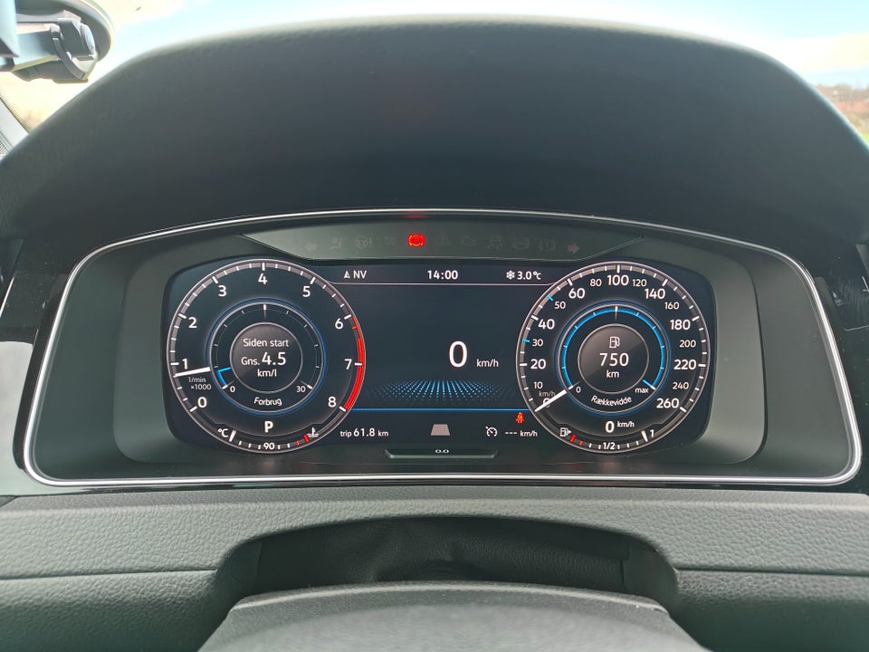 VW Golf VII 1,5 TSi 150 Highline DSG 5d