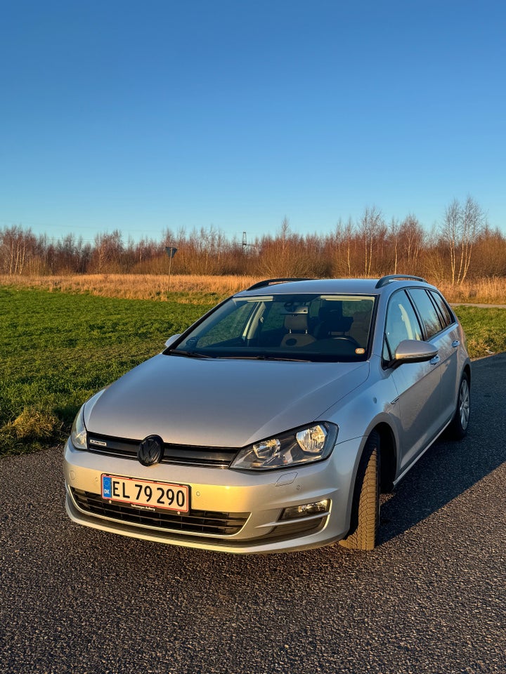 VW Golf VII 1,6 TDi 110 Style Variant BMT 5d