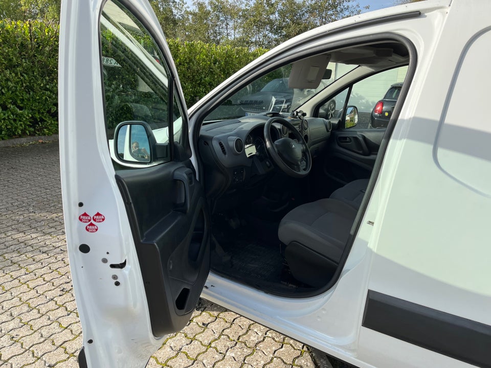 Peugeot Partner 1,6 e-HDi 90 L1 ESG Van 5d