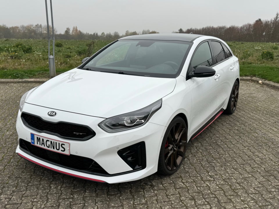 Kia ProCeed 1,6 T-GDi GT DCT 5d