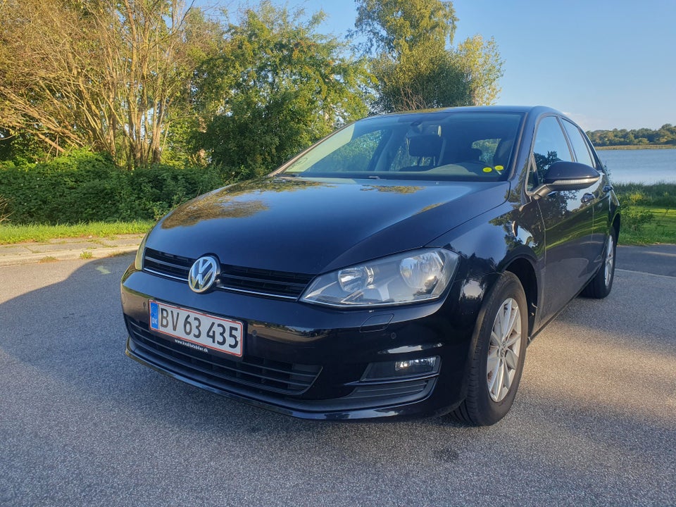 VW Golf VII 1,4 TSi 122 Comfortline BMT 5d