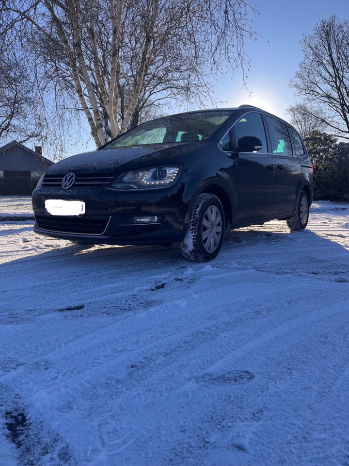 VW Sharan 2,0 TDi 140 Highline DSG BMT 5d