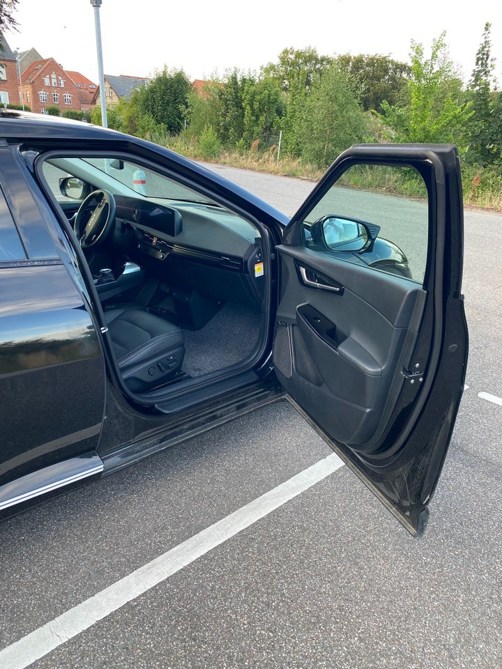 Kia EV6 77 Long Range Upgrade 5d