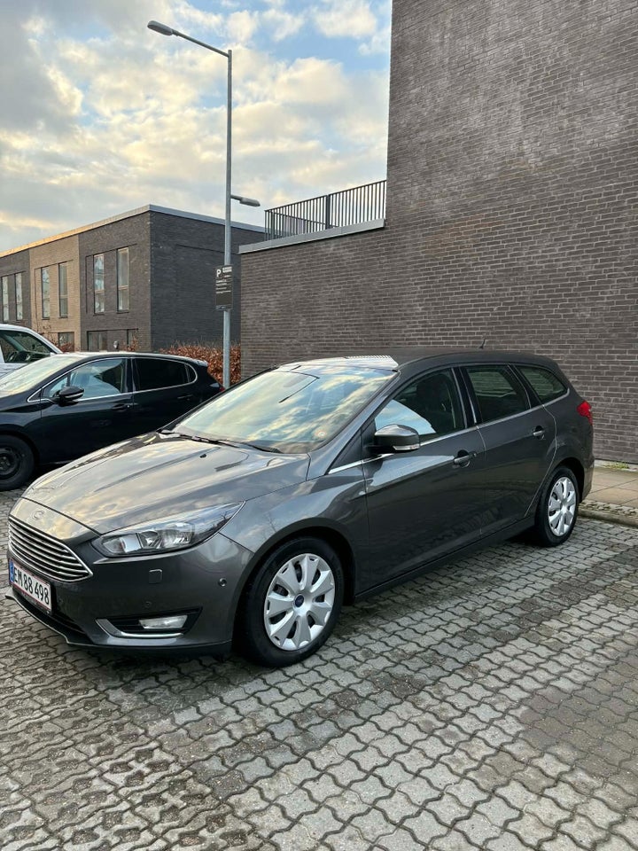 Ford Focus 1,0 SCTi 125 Titanium stc. 5d