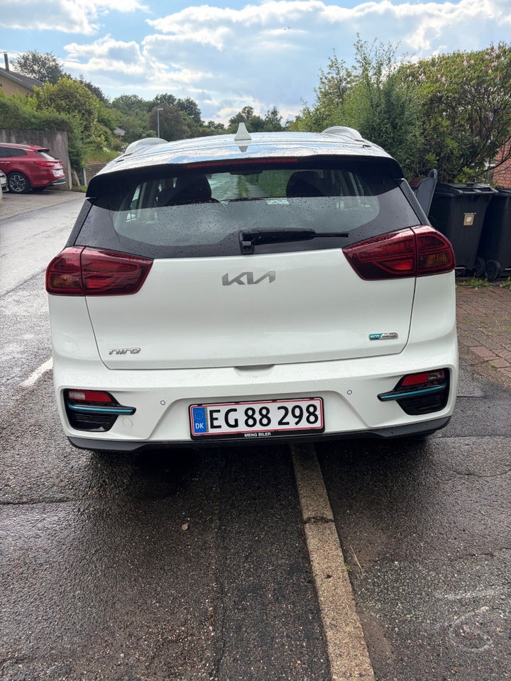 Kia e-Niro 64 Advance 5d