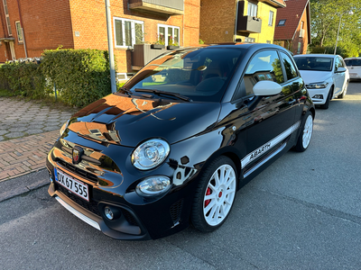 Abarth 695 1,4 T-Jet 180 Esseesse 3d