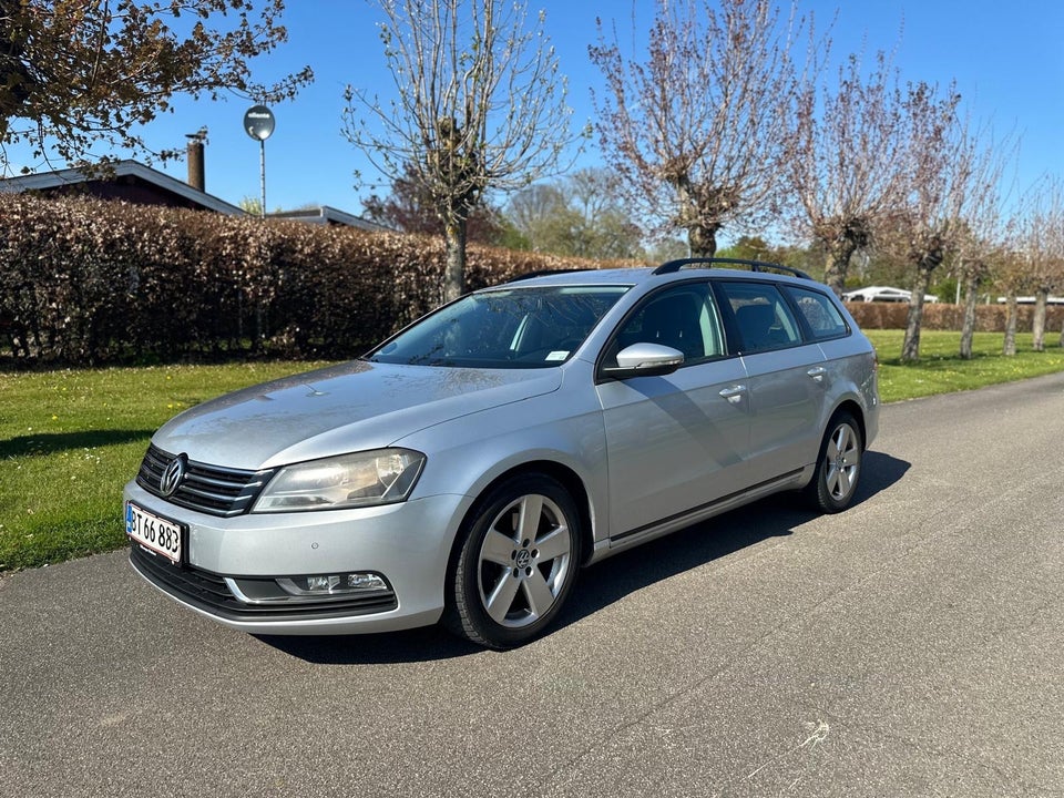 VW Passat 2,0 TDi 140 Highline Variant DSG BMT 5d
