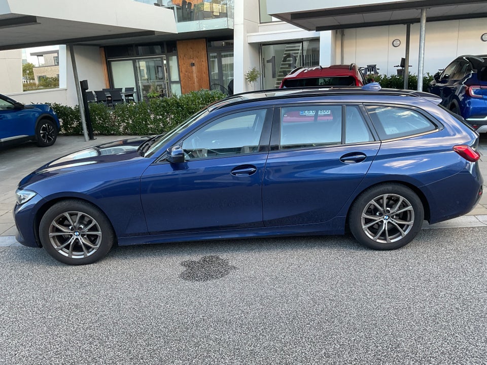 BMW 320i 2,0 Touring Sport Line aut. 5d