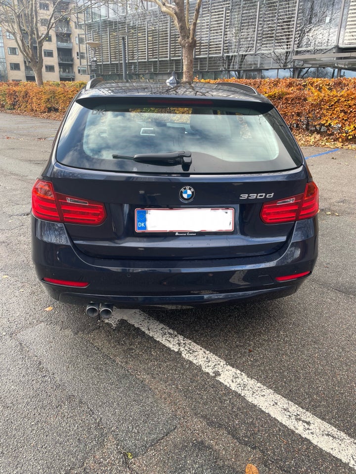 BMW 330d 3,0 Touring Luxury Line aut. 5d