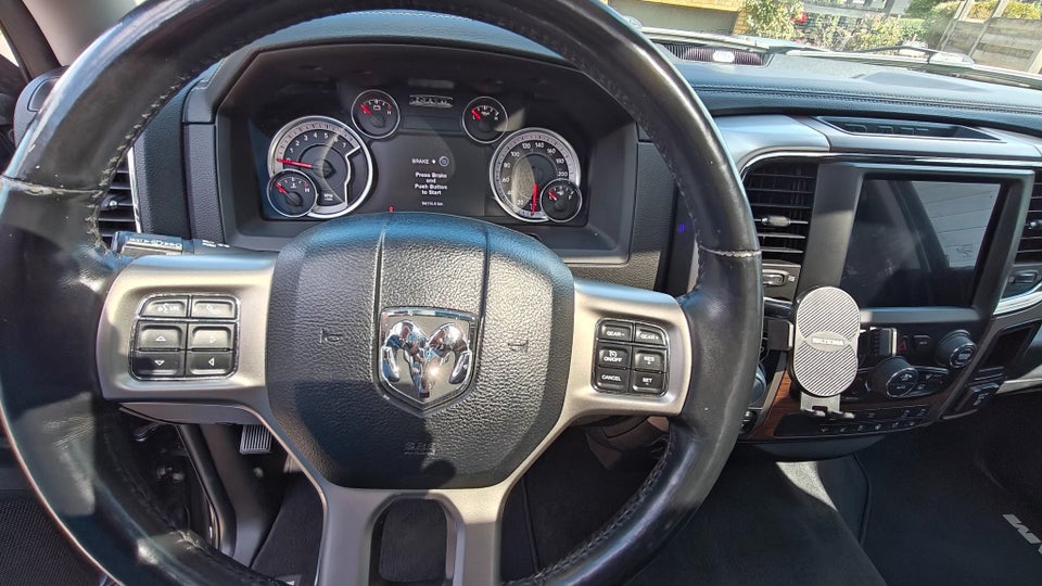 Dodge RAM 1500 5,7 V8 Laramie Crew Cab aut. 4d
