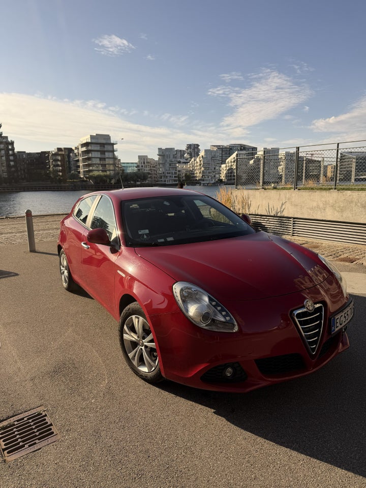 Alfa Romeo Giulietta 1,4 M-Air 170 Distinctive 5d
