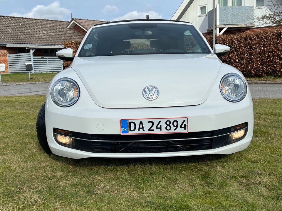 VW The Beetle 1,2 TSi 105 Design Cabriolet 2d