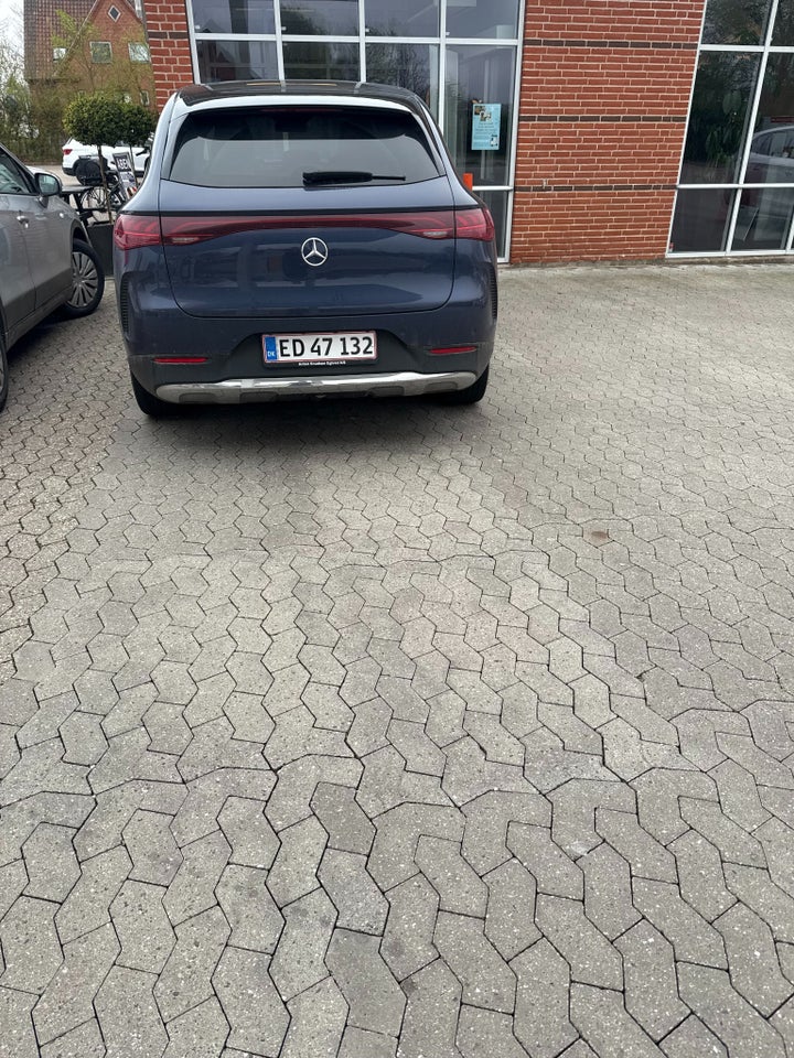 Mercedes EQE500 SUV AMG Advance Plus 4Matic 5d