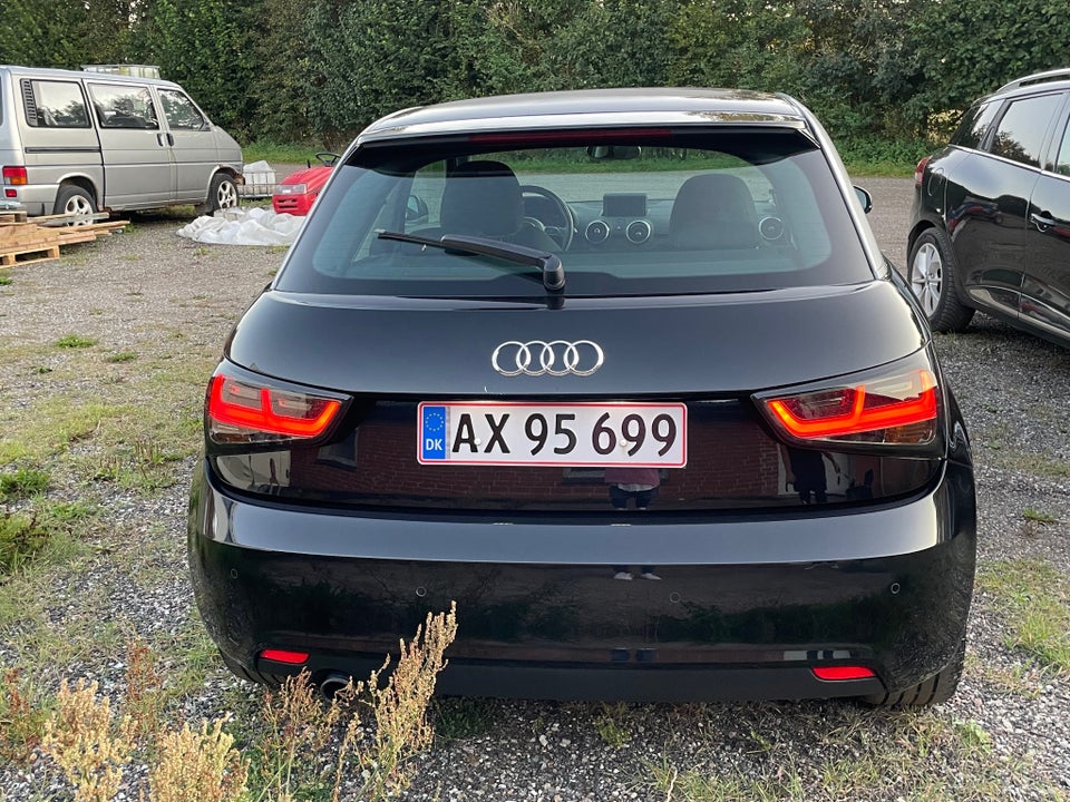 Audi A1 1,2 TFSi 86 Ambition 3d