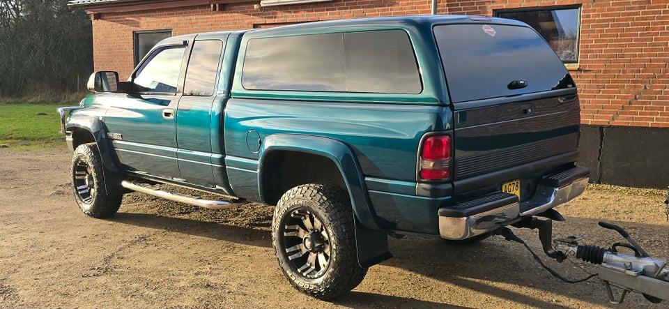 Dodge RAM 2500 5,9 TD 4x4 Sport Ex.Kab Cummins 4d