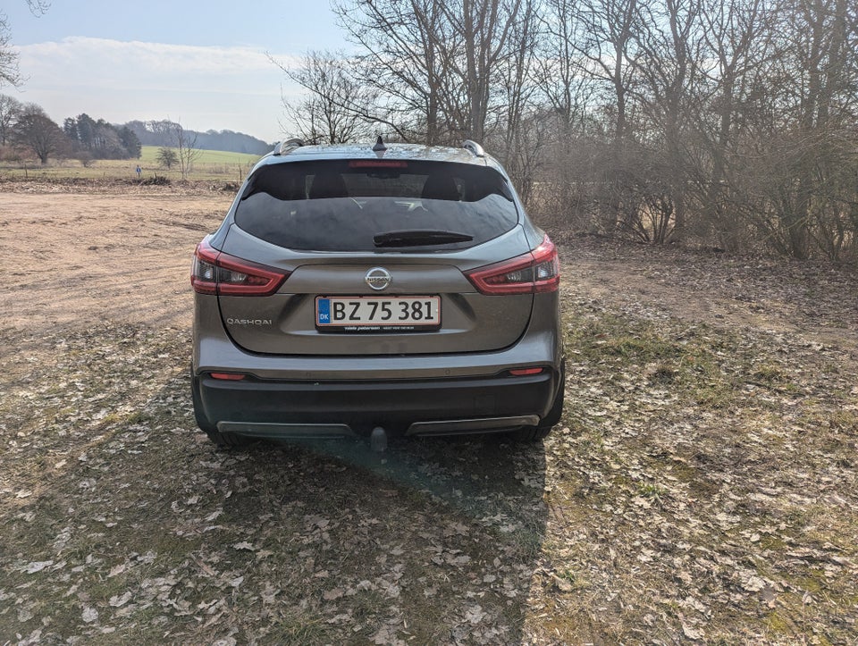 Nissan Qashqai 1,2 Dig-T 115 N-Connecta X-tr. 5d