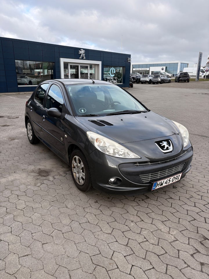 Peugeot 206+ 1,4 Generation 5d