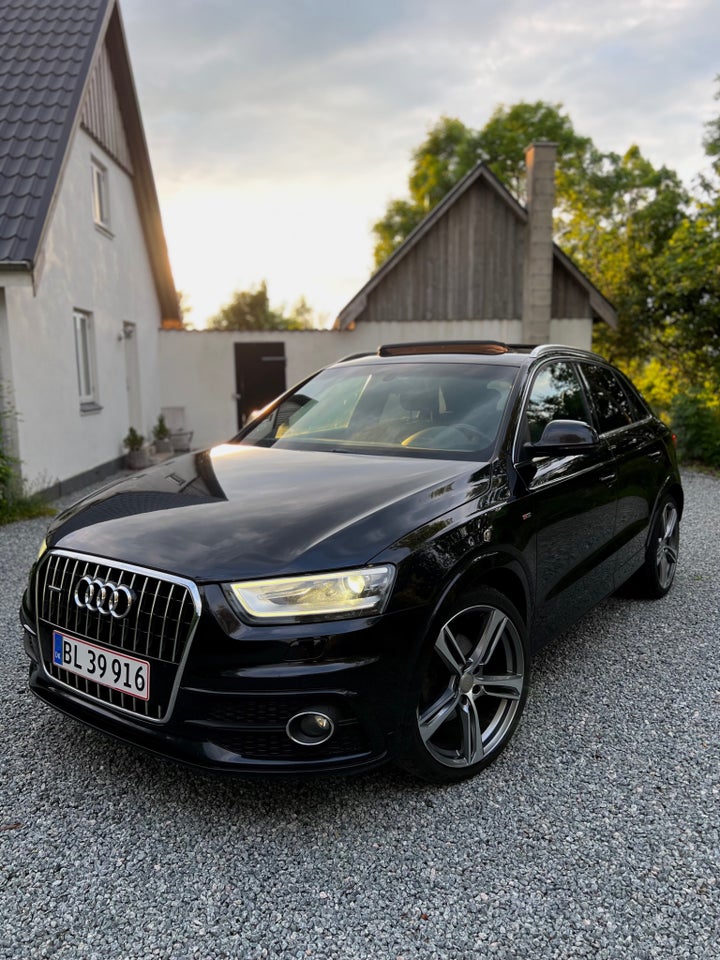 Audi Q3 2,0 TFSi 211 quattro S-tr. 5d