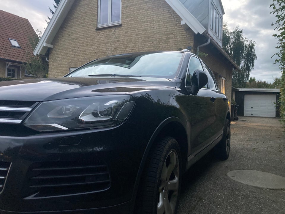 VW Touareg 3,0 V6 TDi Tiptr. 4Motion BMT 5d