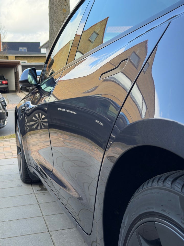 Tesla Model 3 Standard Range+ RWD 4d