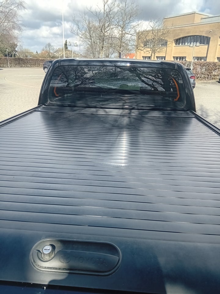 Toyota HiLux 2,4 D-4D 150 T2 Ex.Kab 4x4 4d