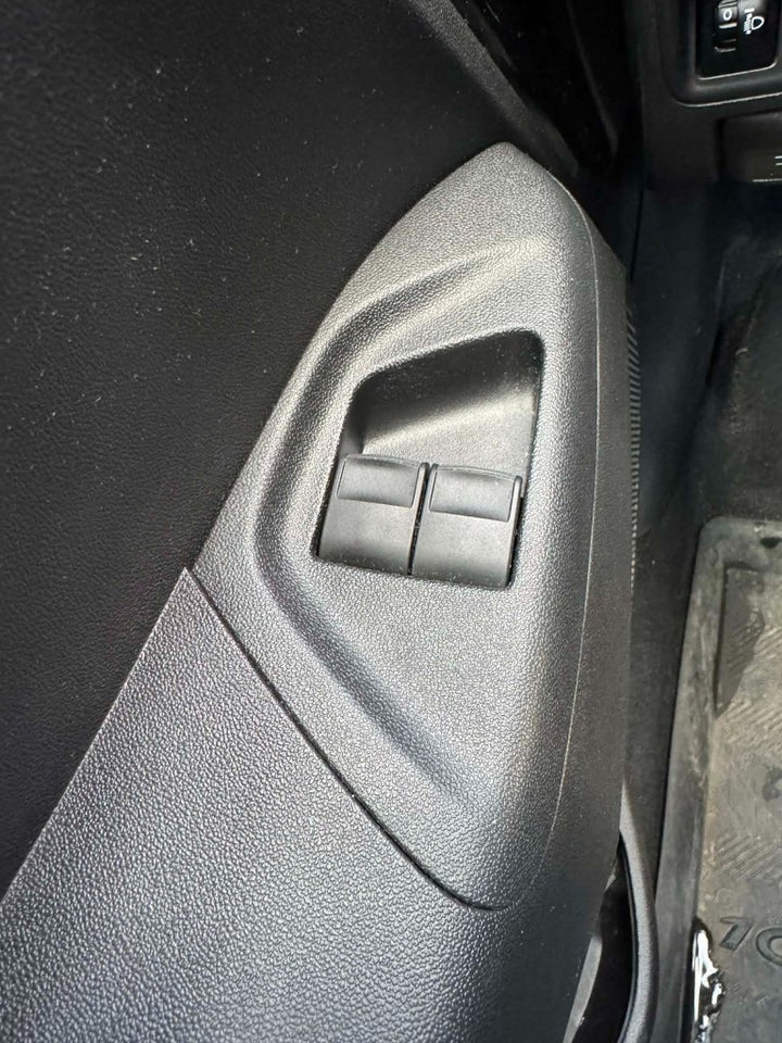 Peugeot 108 1,0 e-VTi 72 Allure+ 5d