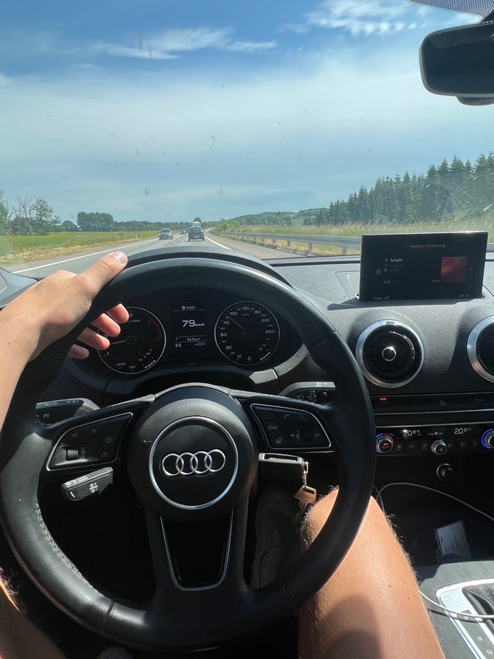 Audi A3 35 TDi Sport Limited Sportback 5d