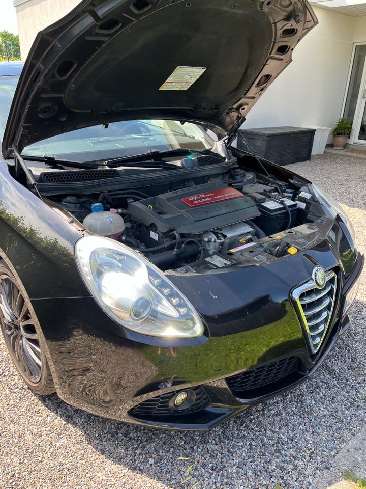 Alfa Romeo Giulietta 1,4 M-Air 170 Distinctive 5d