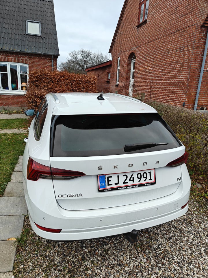 Skoda Octavia 1,4 TSi iV Plus Combi DSG 5d