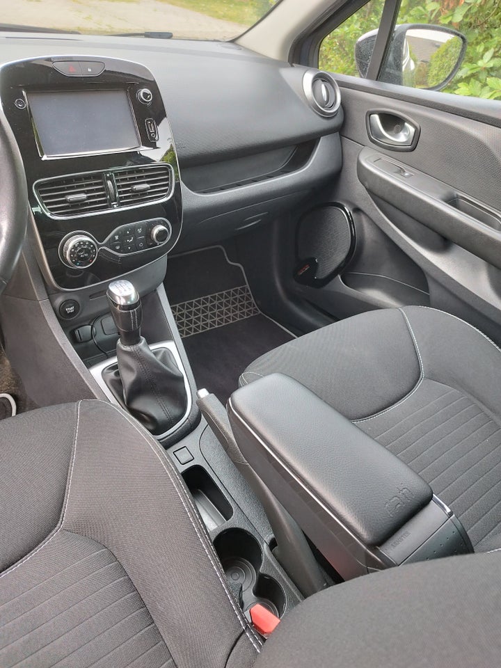 Renault Clio IV 1,5 dCi 90 Limited 5d