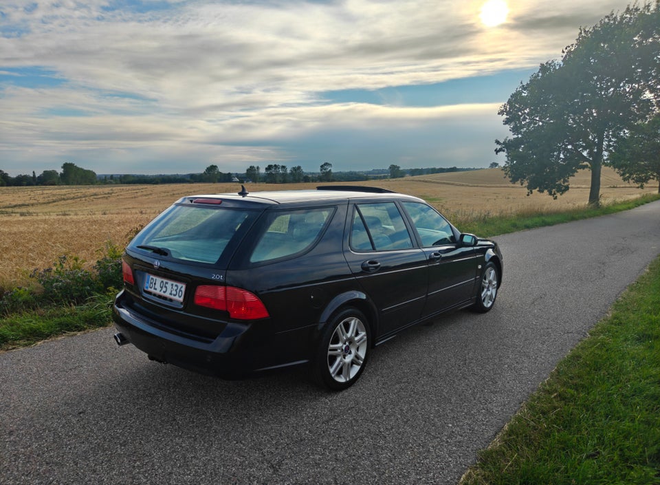 Saab 9-5 2,0 t Linear SportCombi Hirsch aut. 5d