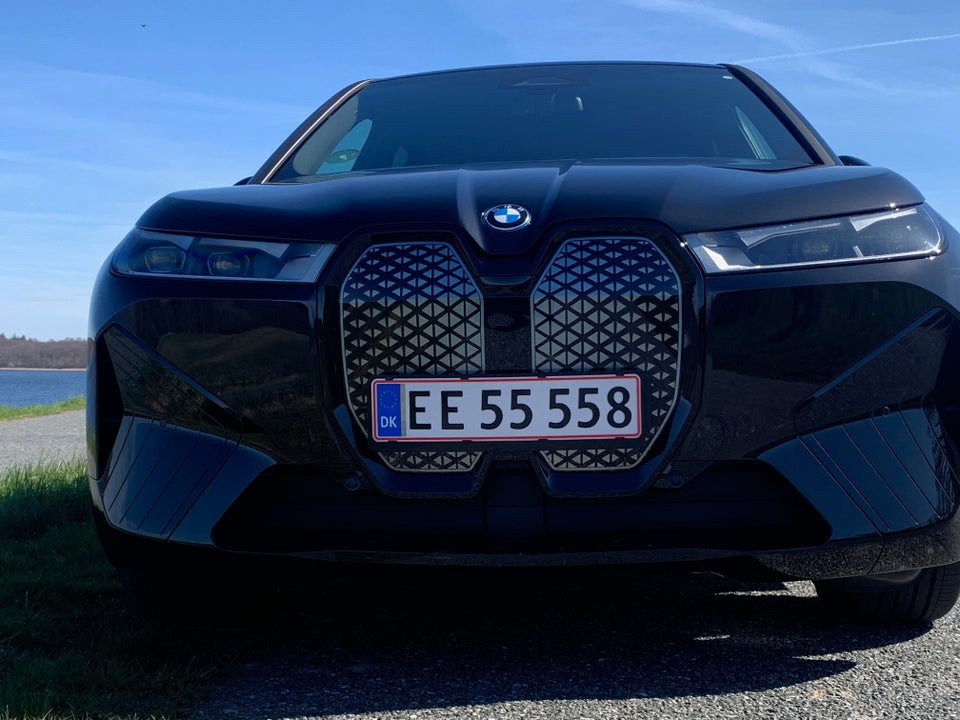 BMW iX xDrive40 5d