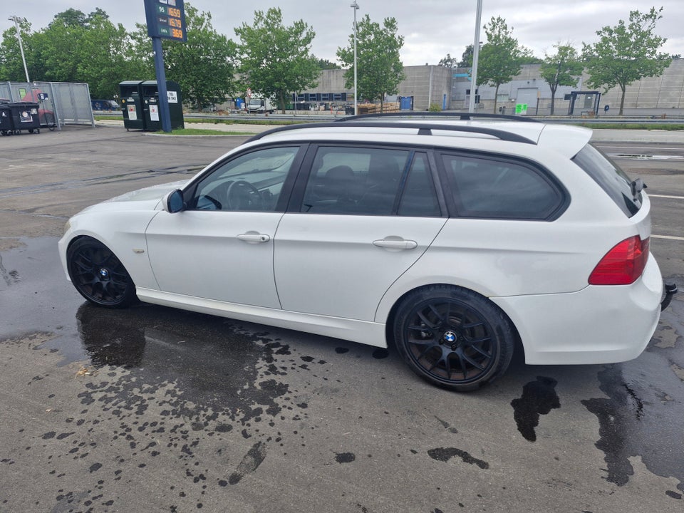 BMW 335i 3,0 Touring 5d