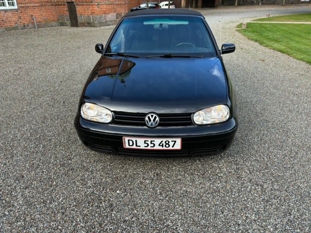 VW Golf IV 1,6 Trendline Cabriolet 2d