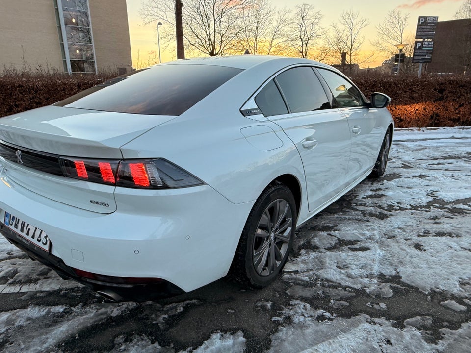 Peugeot 508 1,6 Hybrid Allure Pack EAT8 5d