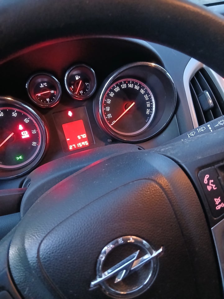 Opel Astra 1,4 T 140 Sport Sports Tourer 5d