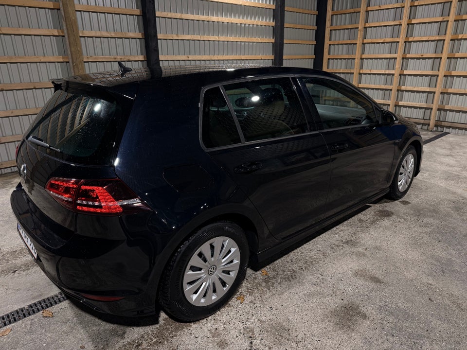 VW Golf VII 1,4 TSi 125 Edition 40 BMT 5d
