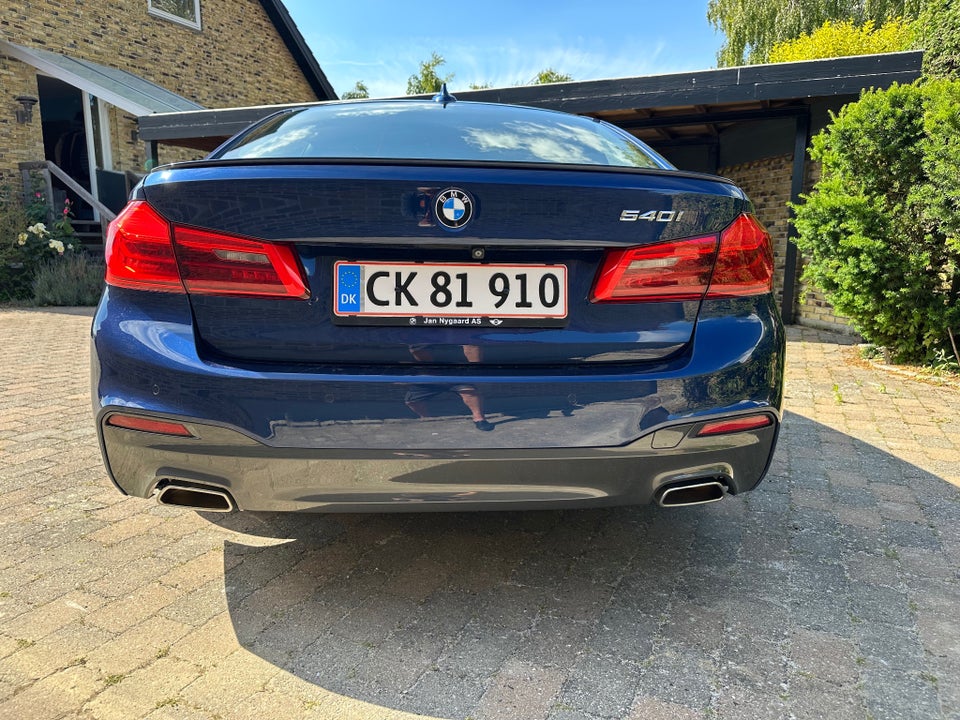 BMW 540i 3,0 Sport Line aut. 4d