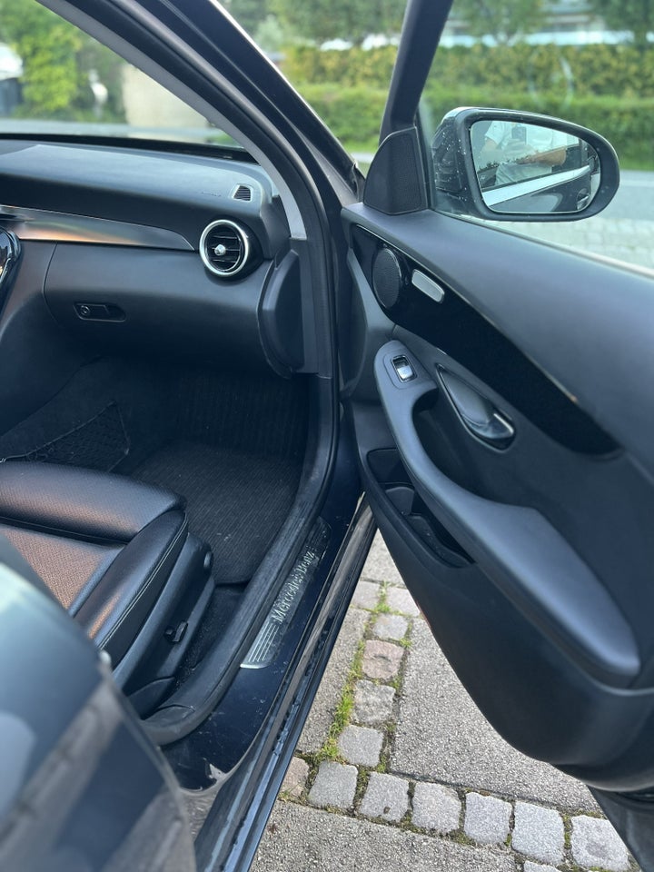 Mercedes C220 2,2 BlueTEC Business stc. aut. 5d