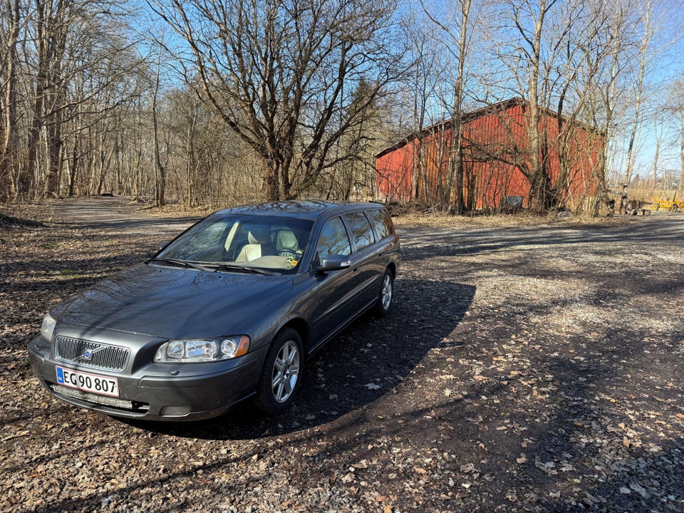 Volvo V70 2,4 140 Classic 5d