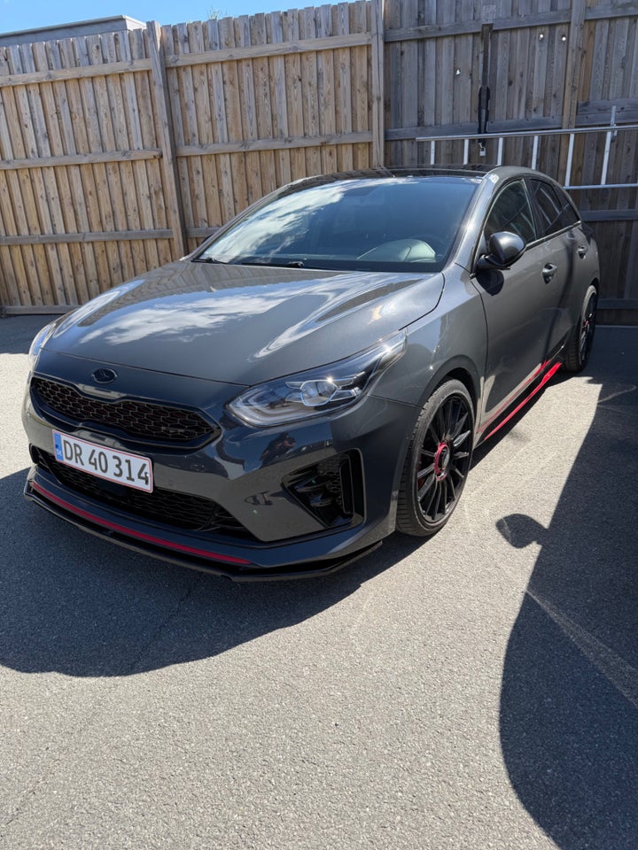 Kia ProCeed 1,6 T-GDi GT 5d