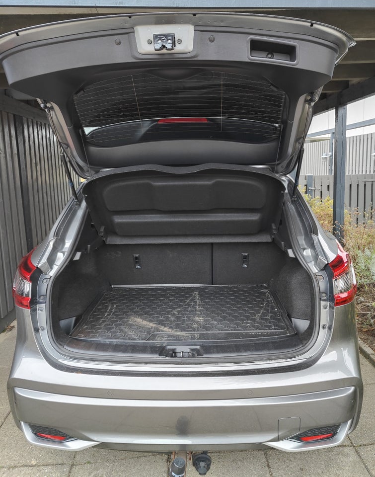 Nissan Qashqai 1,3 Dig-T 160 Tekna+ Dynamic DCT 5d